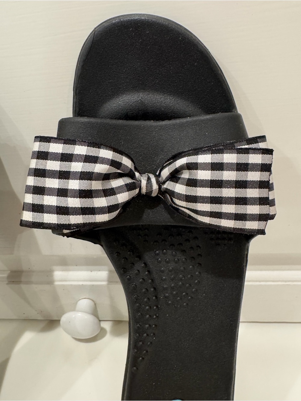 NWOT NEVER WORN OKA b. Madison Slide Sandals Black Gingham L - Picture 6 of 14